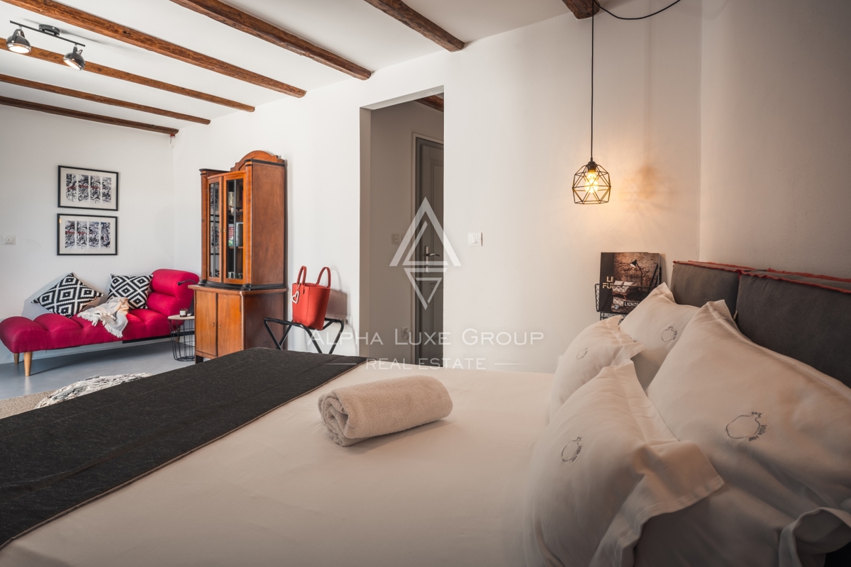 Kanfanar, Istria: Elegante villa in pietra ristrutt.