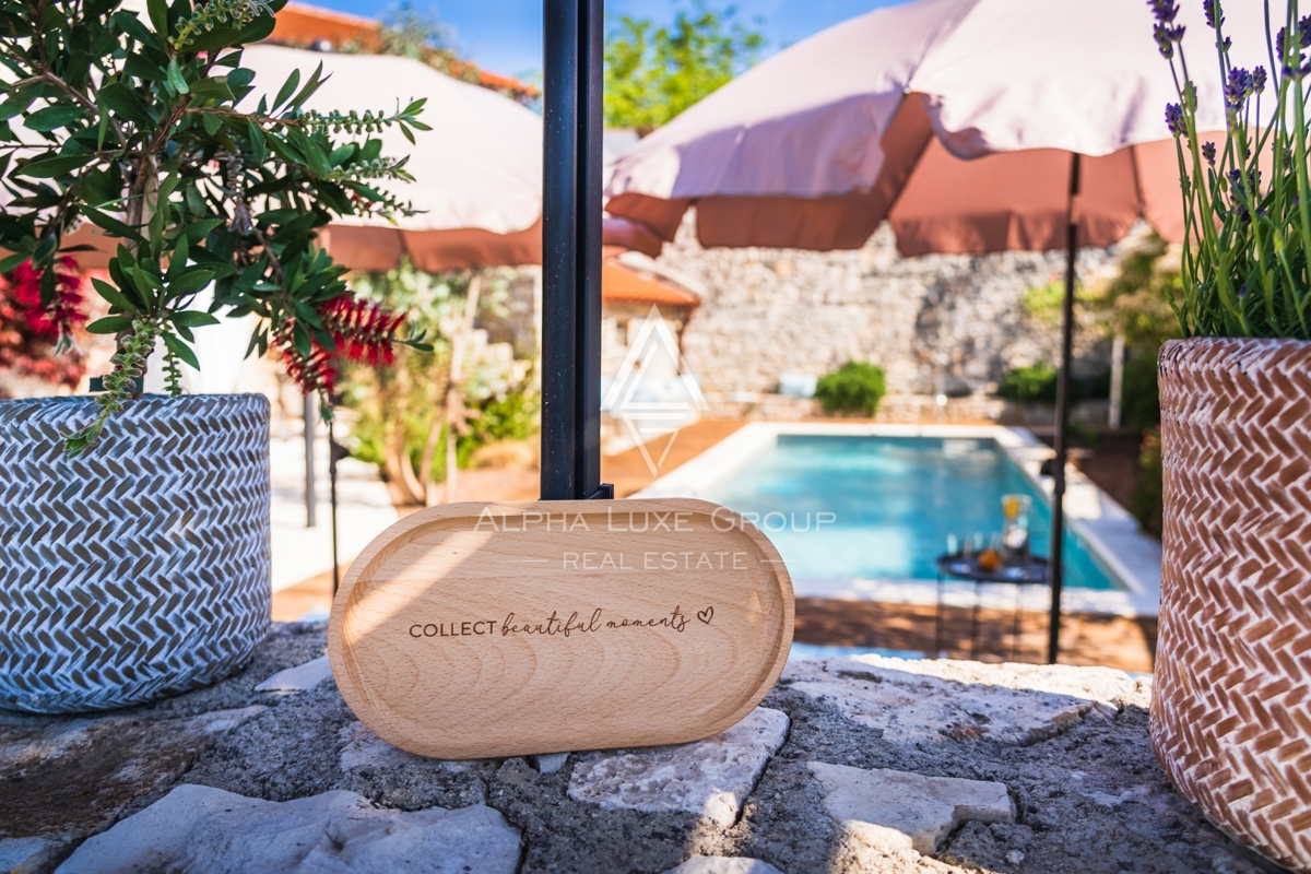 Kanfanar, Istria: Elegante villa in pietra ristrutt.