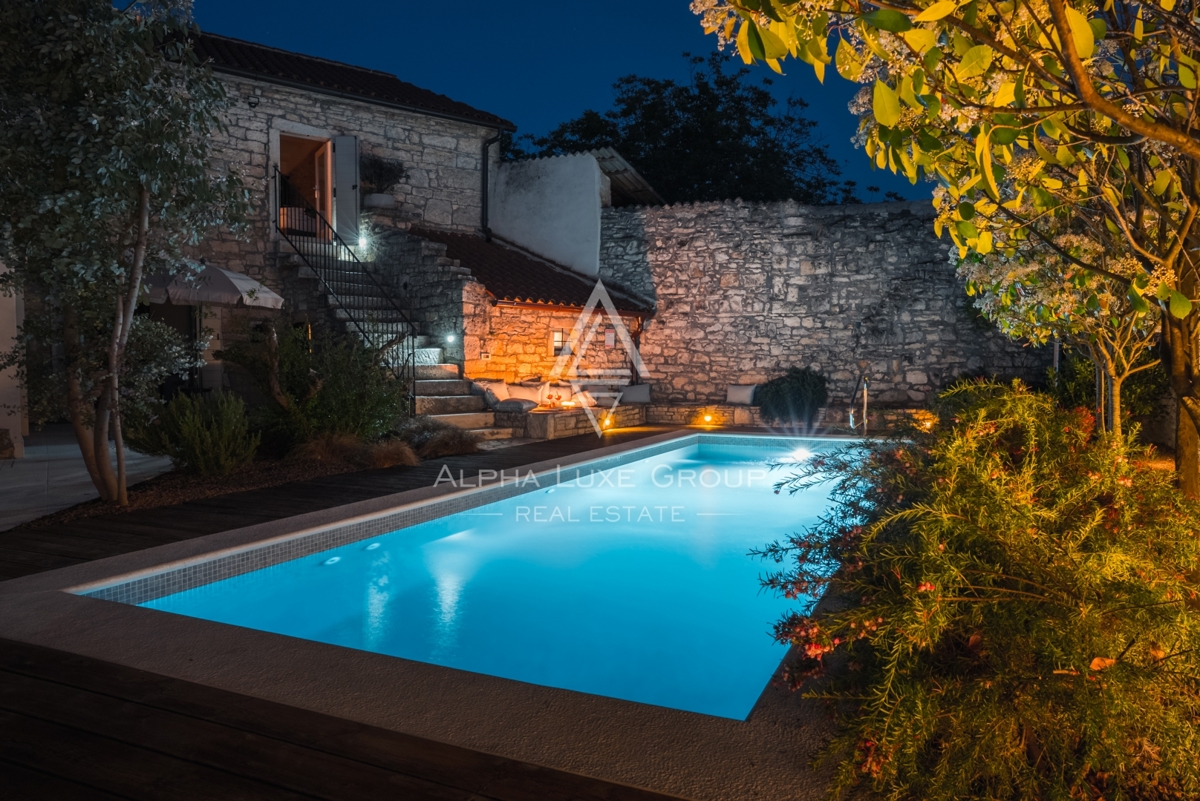 Kanfanar, Istria: Elegante villa in pietra ristrutt.