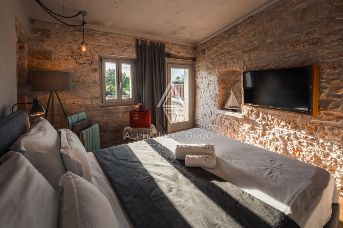 Kanfanar, Istria: Elegante villa in pietra ristrutt.