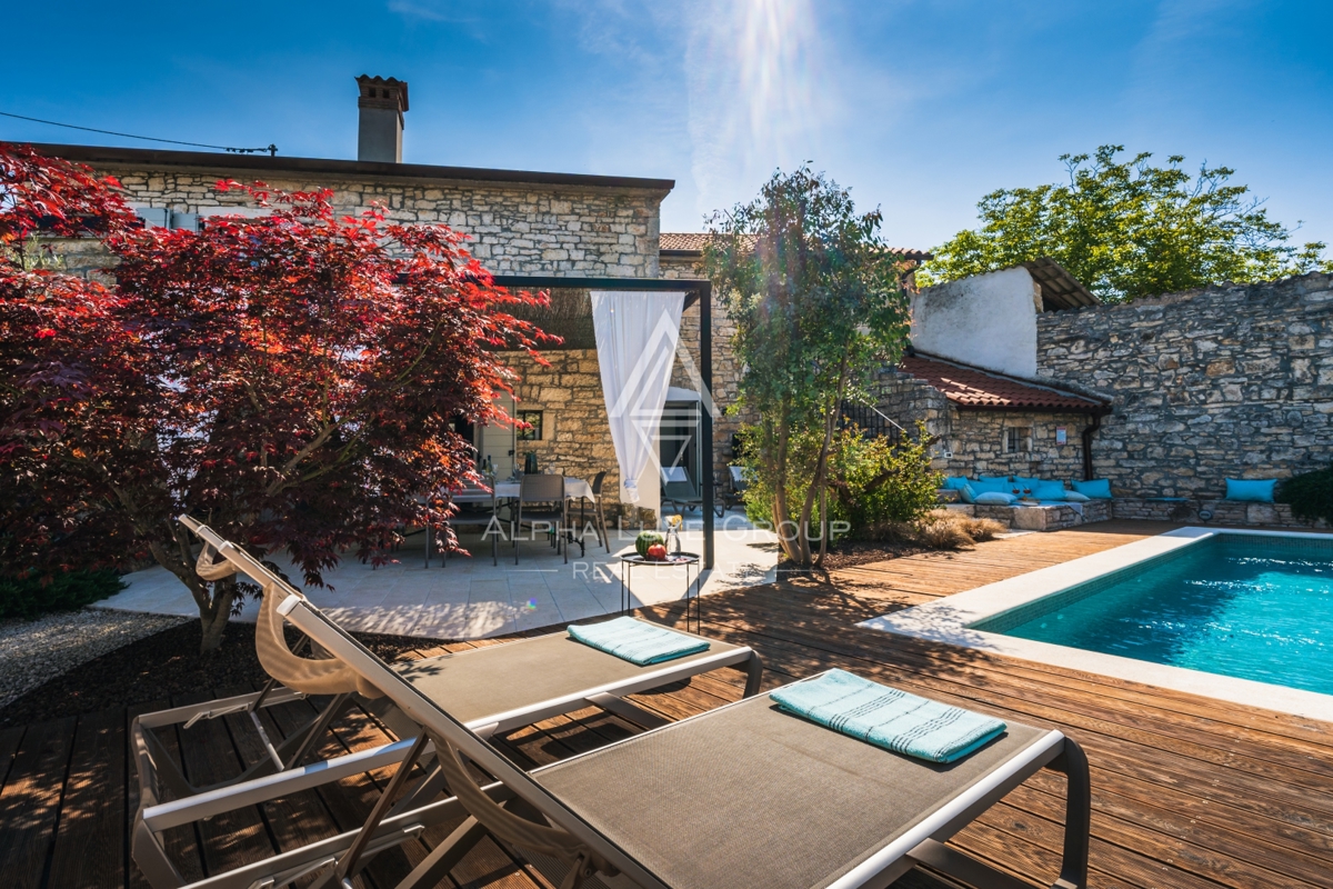 Kanfanar, Istria: Elegante villa in pietra ristrutt.