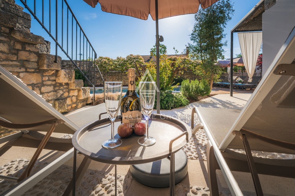 Kanfanar, Istria: Elegante villa in pietra ristrutt.