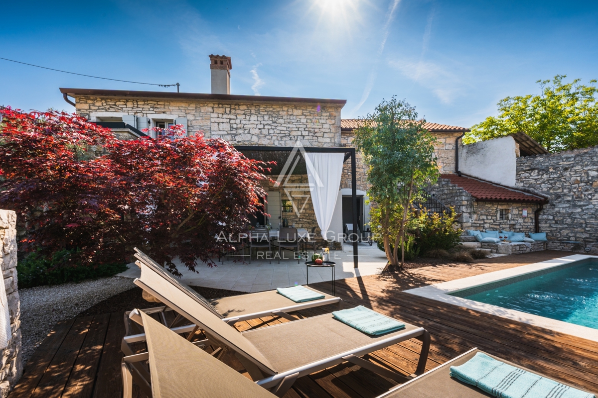 Kanfanar, Istria: Elegante villa in pietra ristrutt.