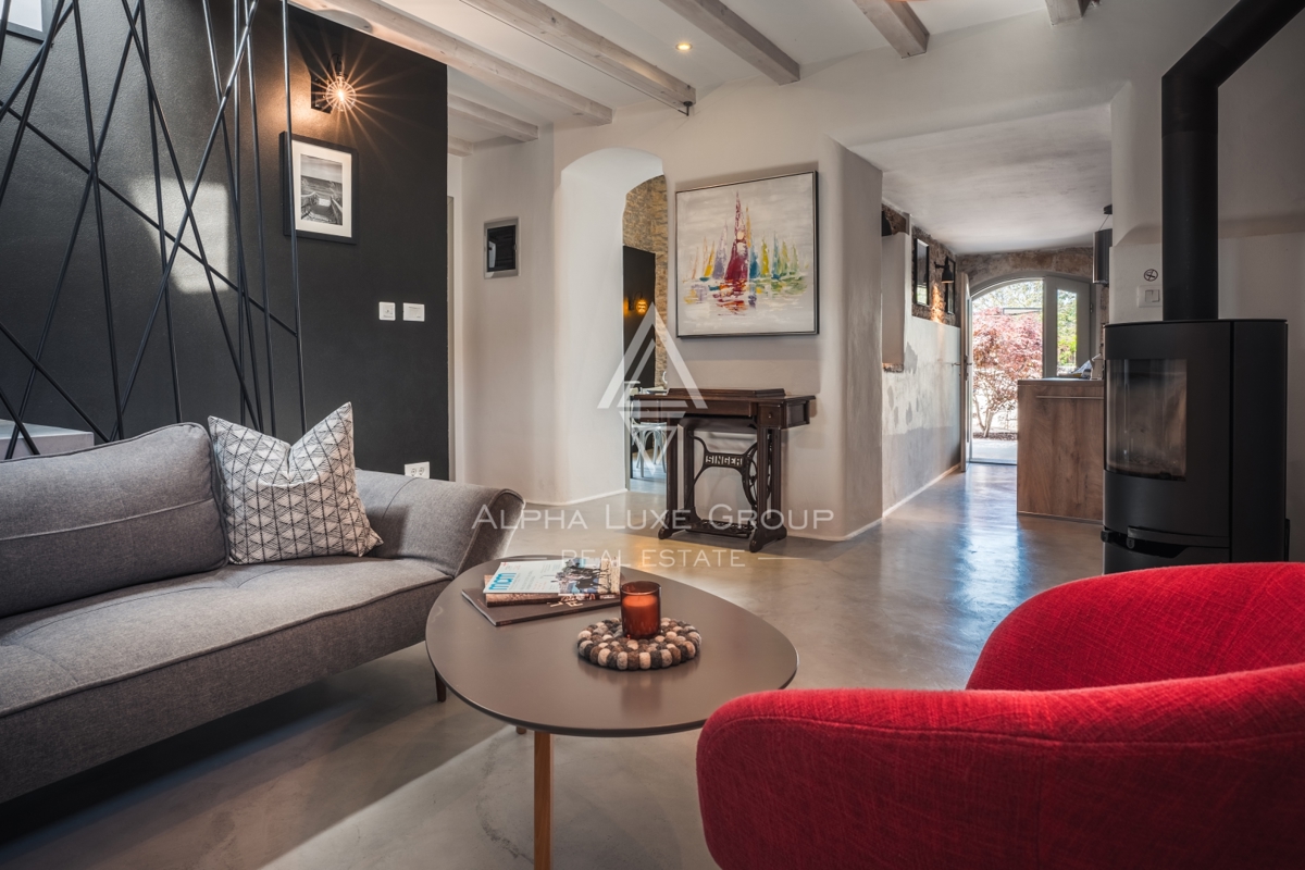 Kanfanar, Istria: Elegante villa in pietra ristrutt.