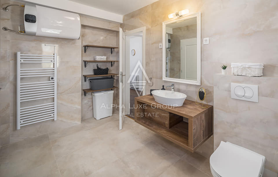 Istria, Poreč: Casa moderna con piscina e mare