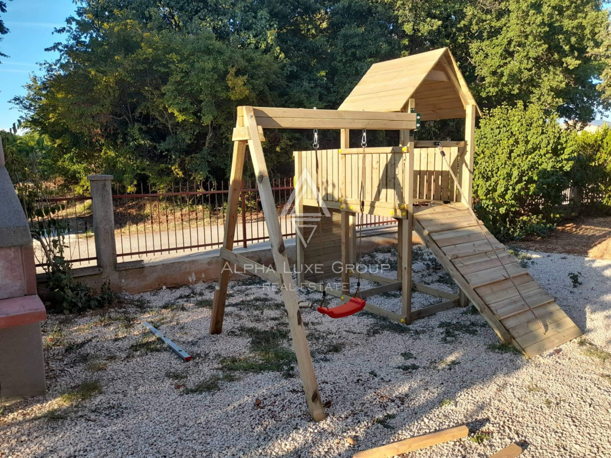 Istria, Poreč: Casa moderna con piscina e mare