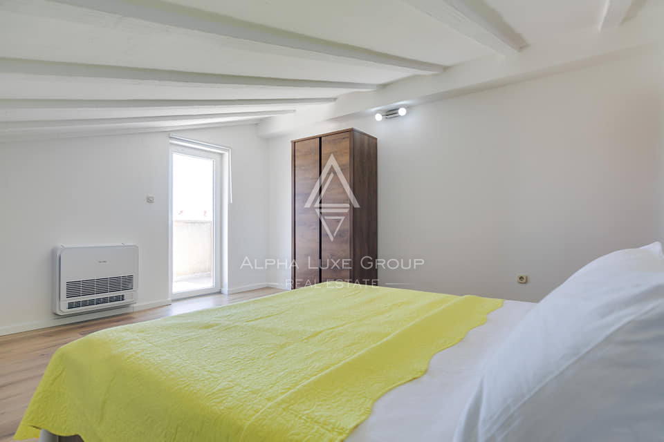 Istria, Poreč: Casa moderna con piscina e mare