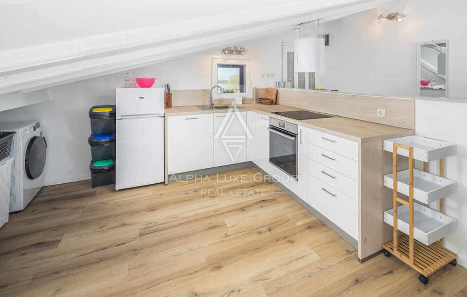 Istria, Poreč: Casa moderna con piscina e mare