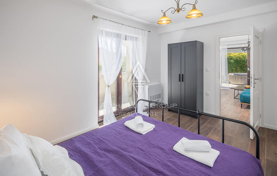 Istria, Poreč: Casa moderna con piscina e mare