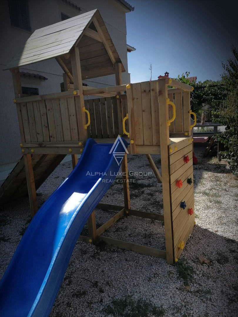 Istria, Poreč: Casa moderna con piscina e mare