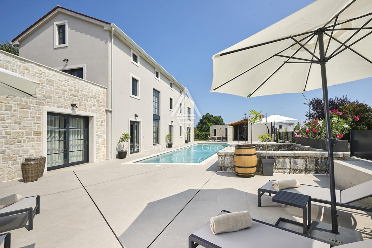 Istria, Parenzo: Villa di lusso con pool e mare