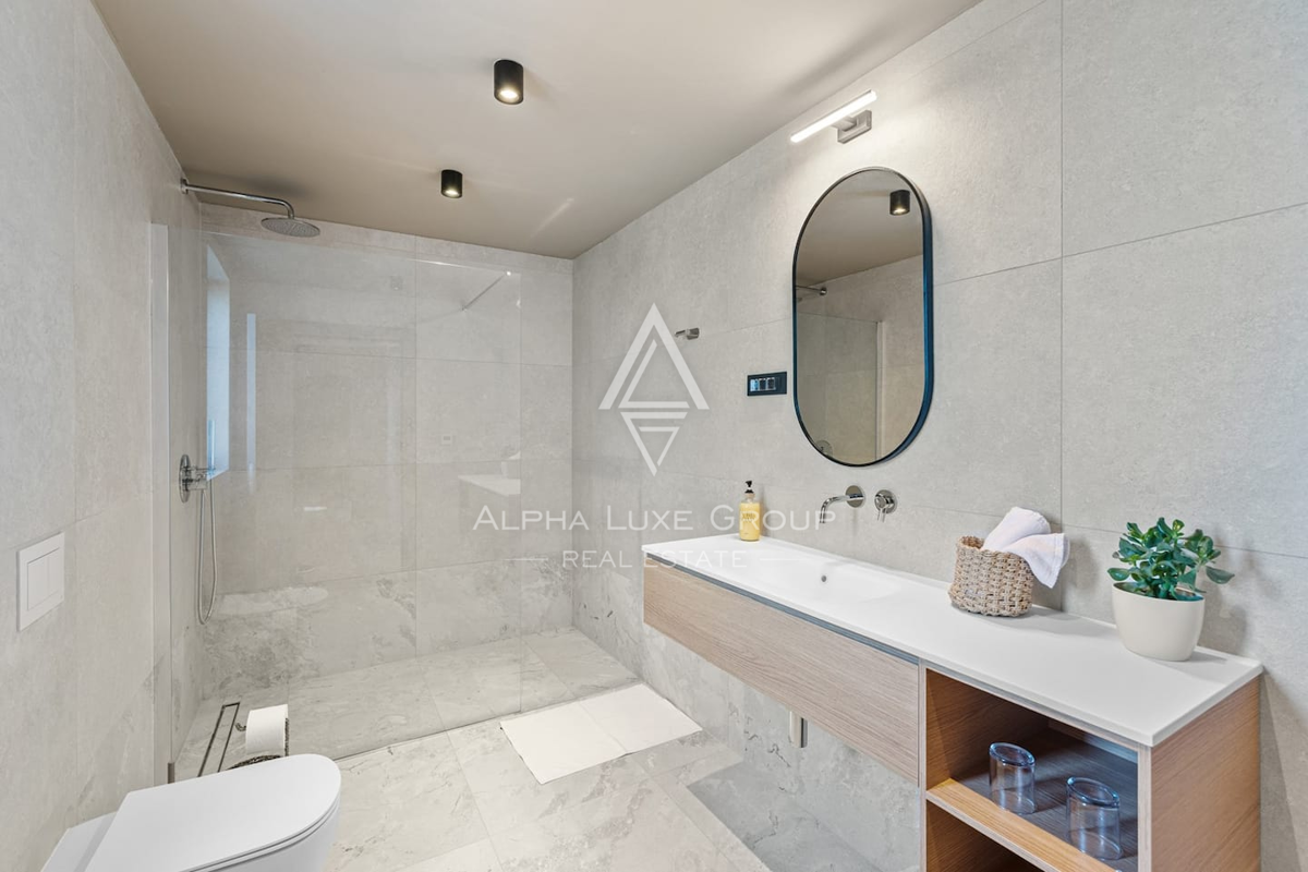 Istria, Parenzo: Villa di lusso con pool e mare