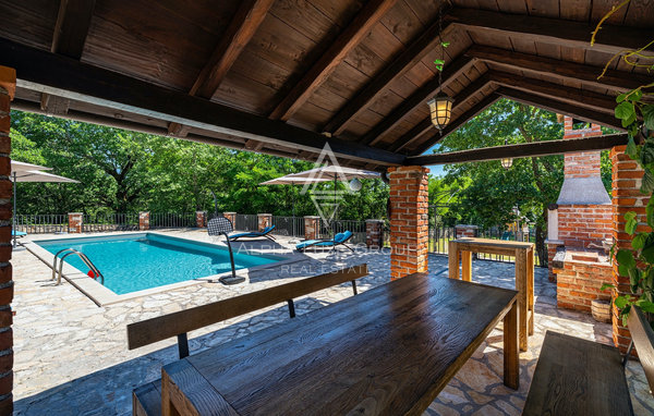 Istria, Višnjan: Villa in pietra con piscina e privacy