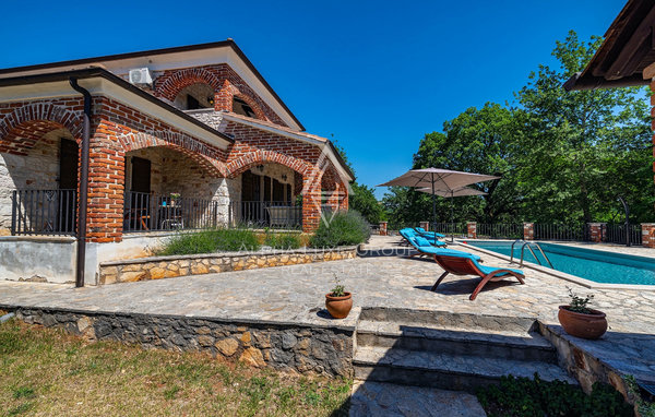 Istria, Višnjan: Villa in pietra con piscina e privacy