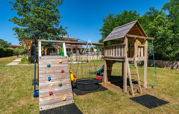 Istria, Višnjan: Villa in pietra con piscina e privacy