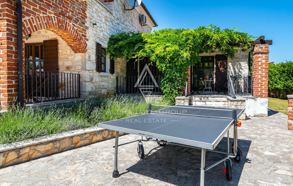 Istria, Višnjan: Villa in pietra con piscina e privacy