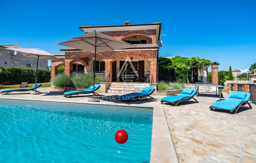 Istria, Višnjan: Villa in pietra con piscina e privacy