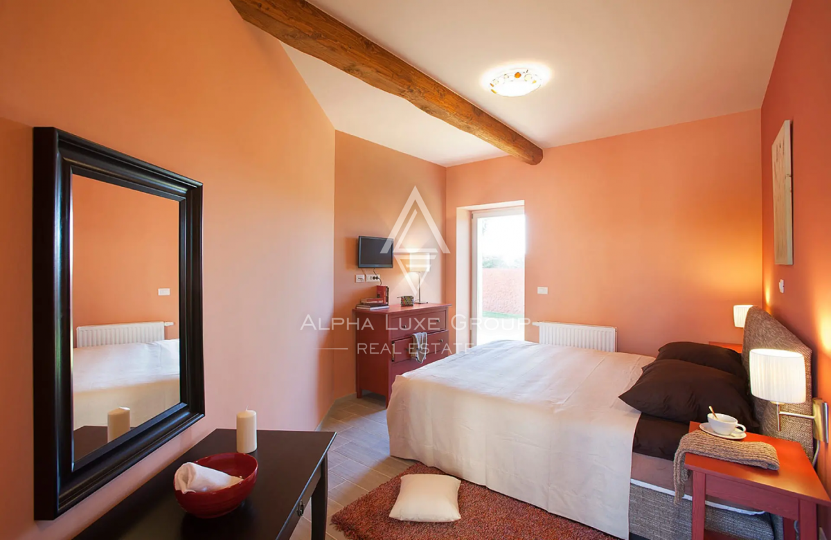 Istria, Svetvinčenat – Villa moderna con piscina