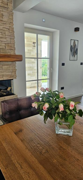 Istria, Momjan: Villa di lusso con vista panoramica