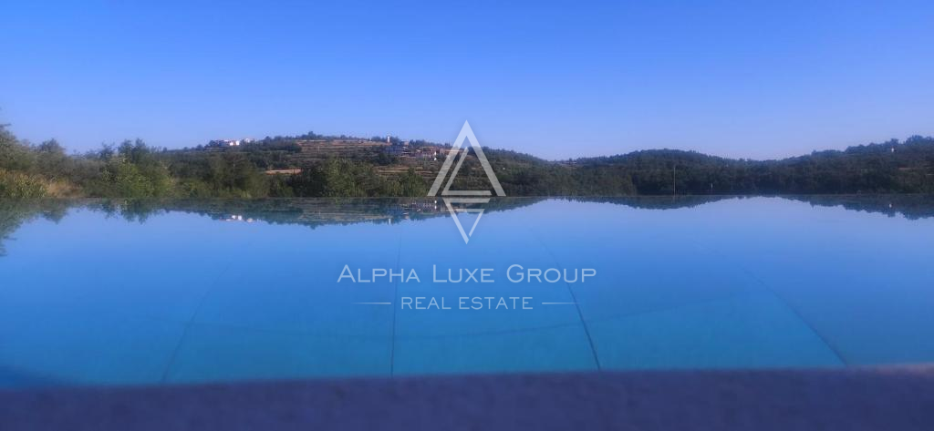 Istria, Momjan: Villa di lusso con vista panoramica