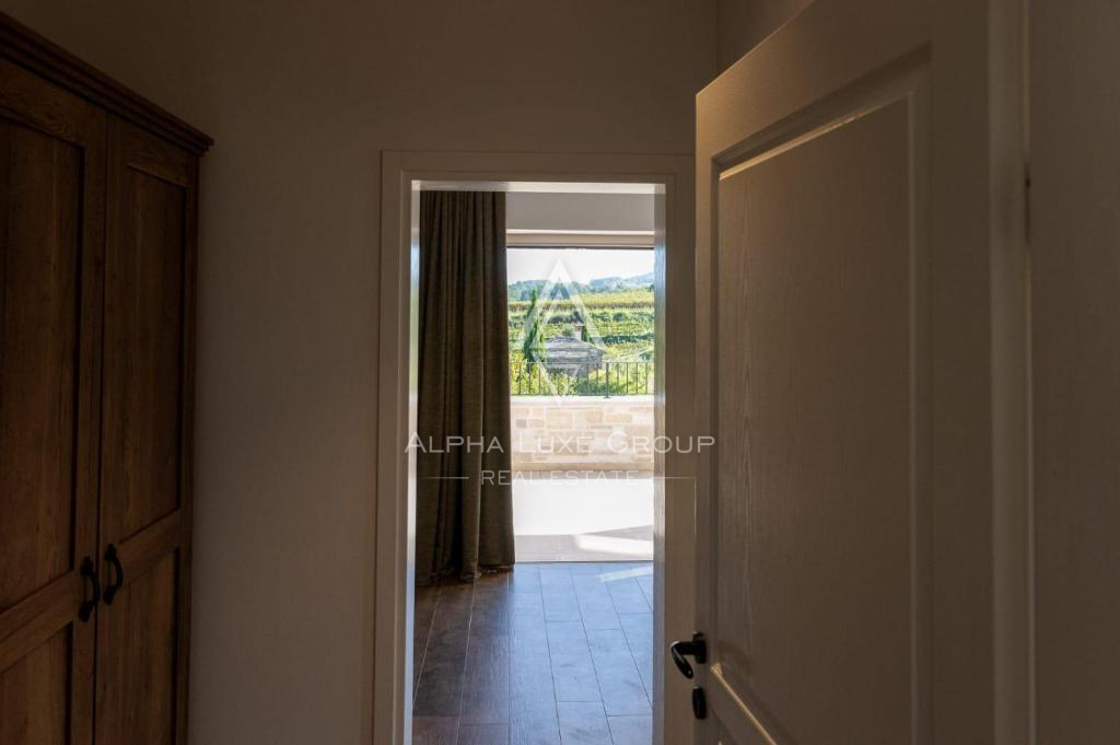 Istria, Momjan: Villa di lusso con vista panoramica