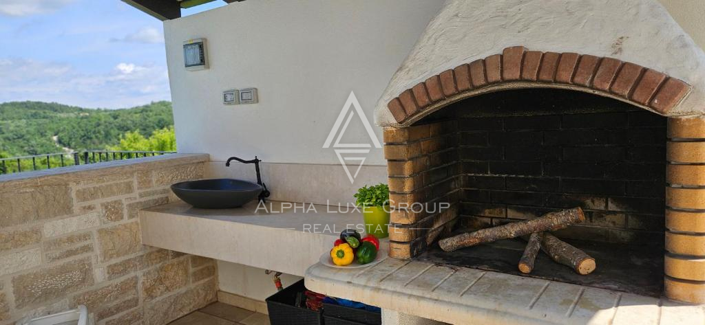 Istria, Momjan: Villa di lusso con vista panoramica