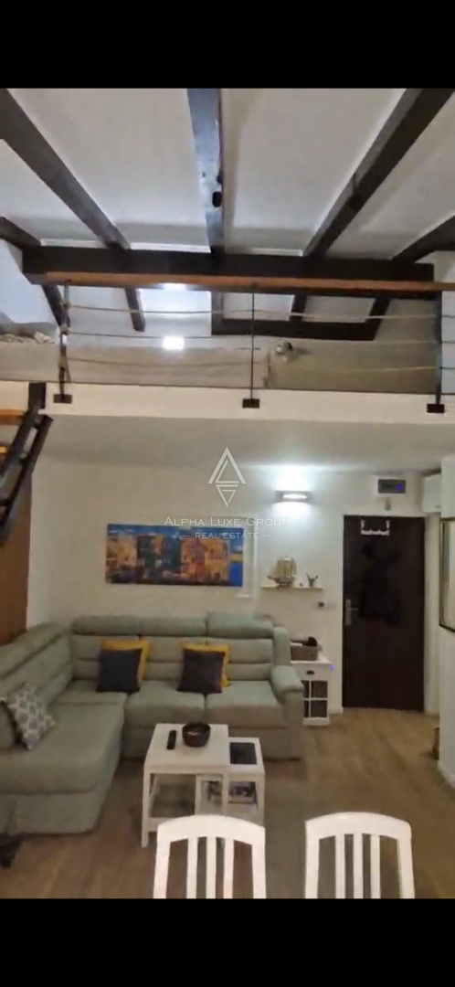 Istria, Červar – Appartamento con soppalco e loggia