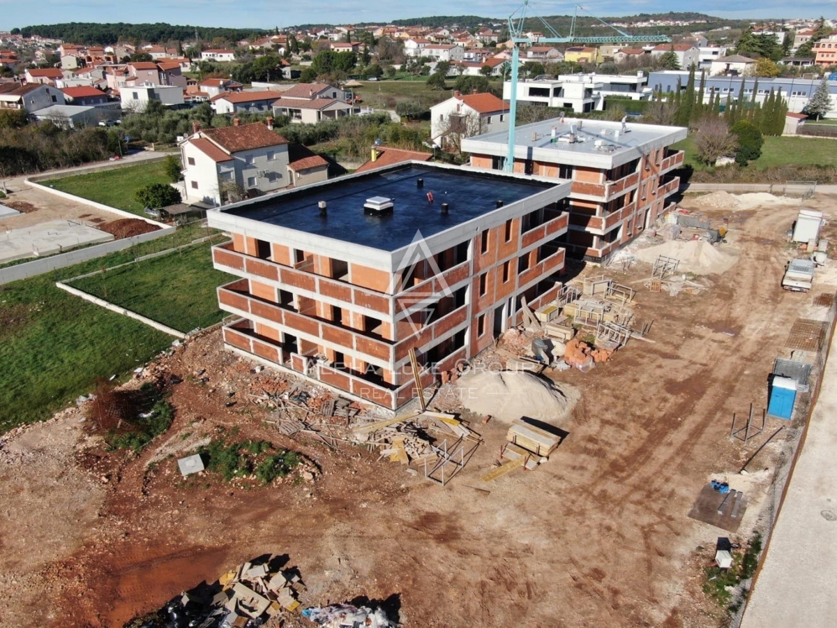 Appartamento Šikići, Pula, 68m2