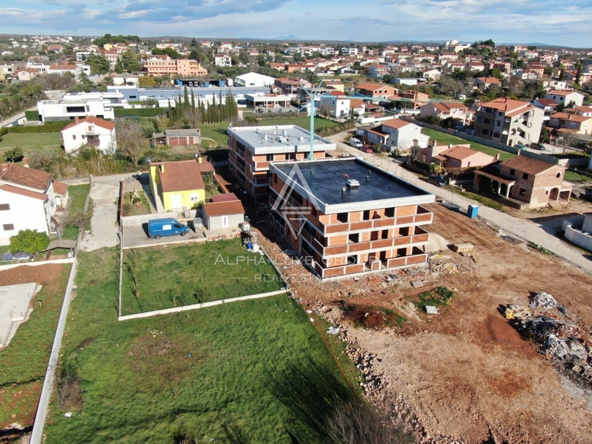 Appartamento Šikići, Pula, 68m2