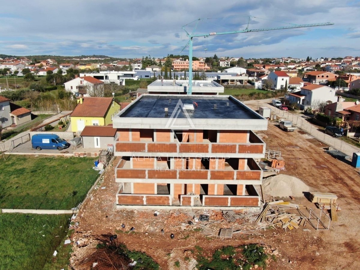 Appartamento Šikići, Pula, 68m2