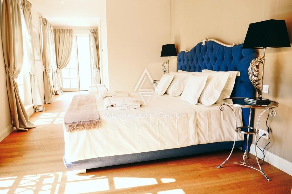 Istria, Poreč – Villa di lusso con piscina e vista mare