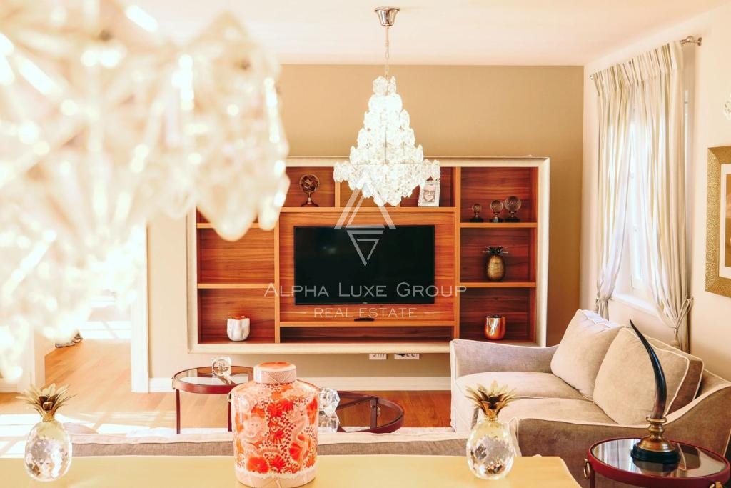 Istria, Poreč – Villa di lusso con piscina e vista mare