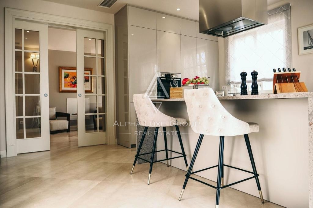 Istria, Poreč – Villa di lusso con piscina e vista mare