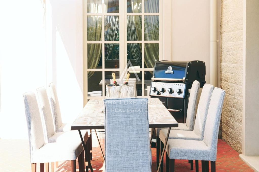 Istria, Poreč – Villa di lusso con piscina e vista mare