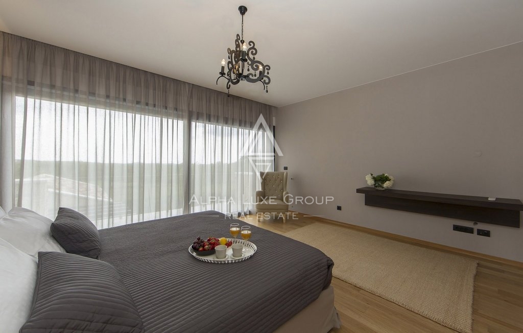 Istria, Sveti Lovreč - Villa moderna con piscina e grande giardino