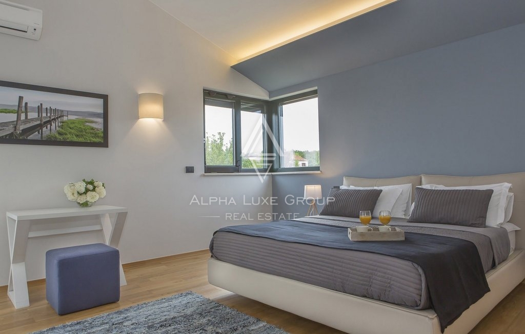 Istria, Sveti Lovreč - Villa moderna con piscina e grande giardino