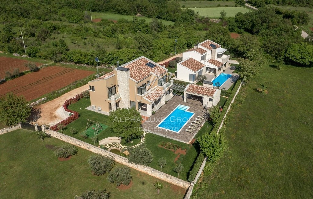 Istria, Sveti Lovreč - Villa moderna con piscina e grande giardino