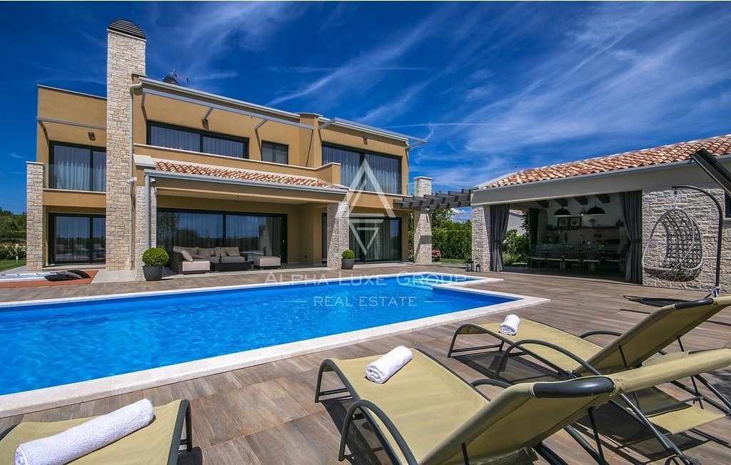 Istria, Sveti Lovreč - Villa moderna con piscina e grande giardino