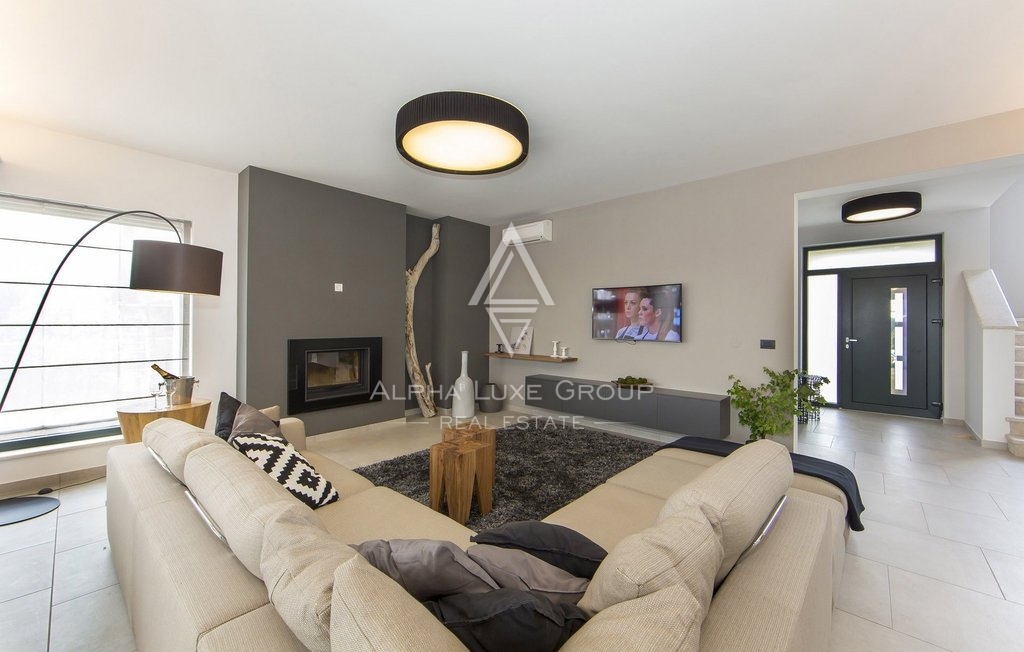 Istria, Sveti Lovreč - Villa moderna con piscina e grande giardino