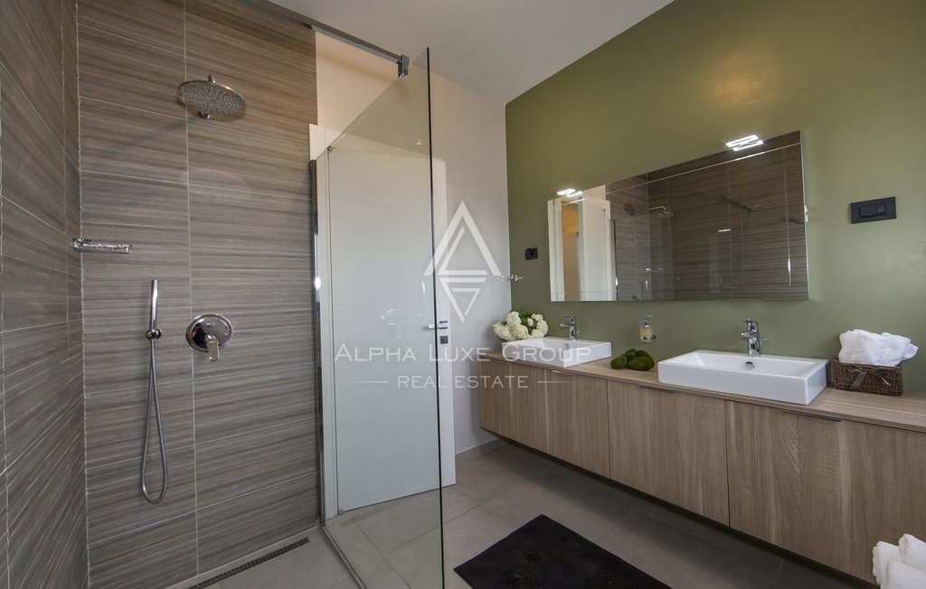 Istria, Sveti Lovreč - Villa moderna con piscina e grande giardino