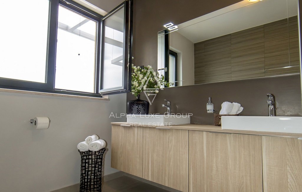 Istria, Sveti Lovreč - Villa moderna con piscina e grande giardino