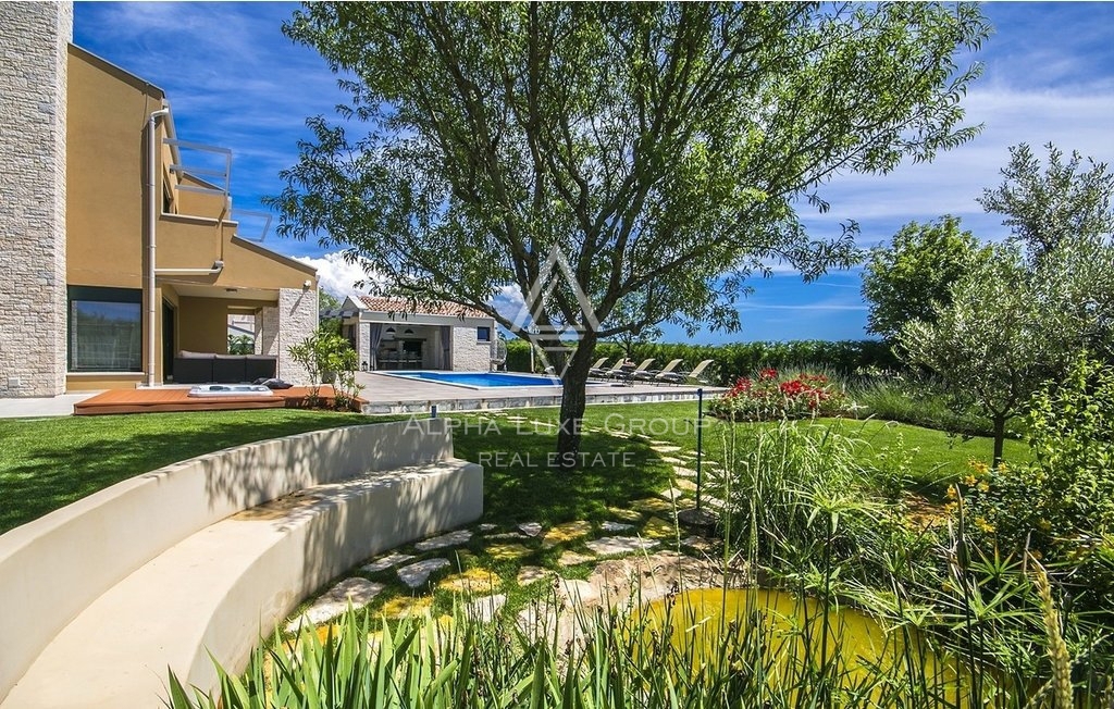 Istria, Sveti Lovreč - Villa moderna con piscina e grande giardino