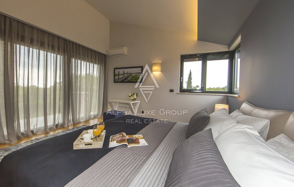 Istria, Sveti Lovreč - Villa moderna con piscina e grande giardino