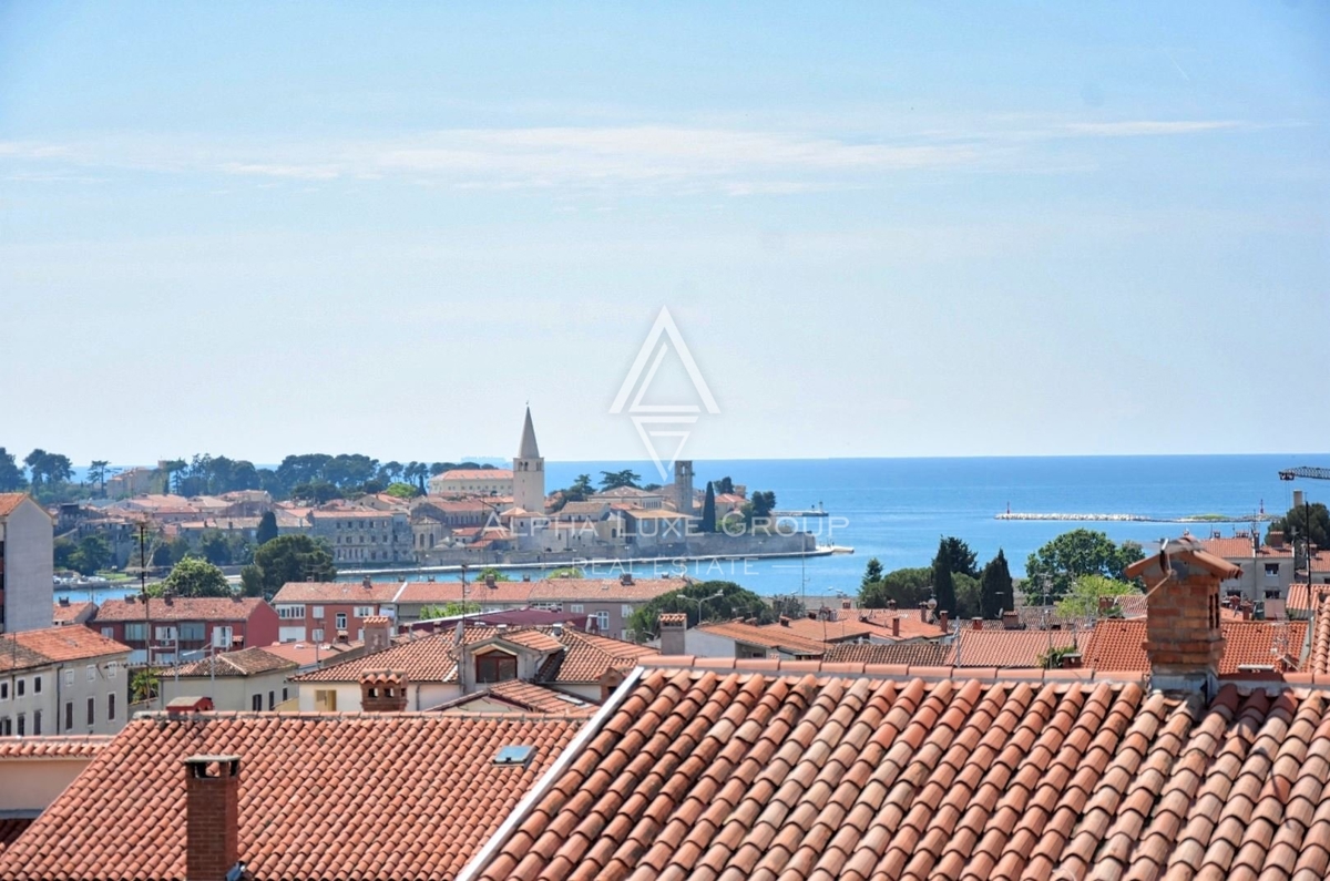 Istria, Poreč – Attico di lusso con vista mare mozzafiato e terrazza privata sul tetto