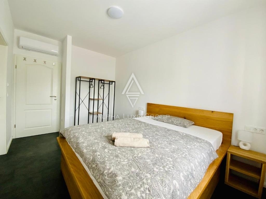 Labin, Istria: Villa moderna di pregio con piscina e vasto giardino