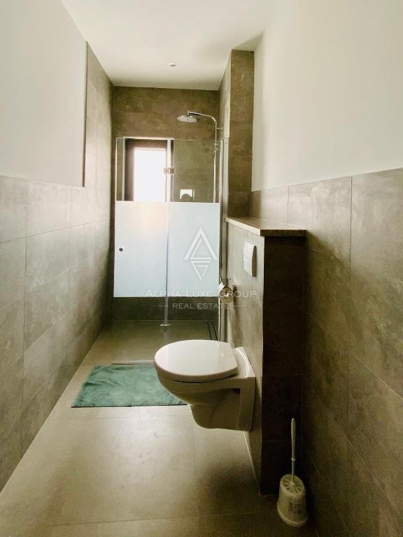 Labin, Istria: Villa moderna di pregio con piscina e vasto giardino