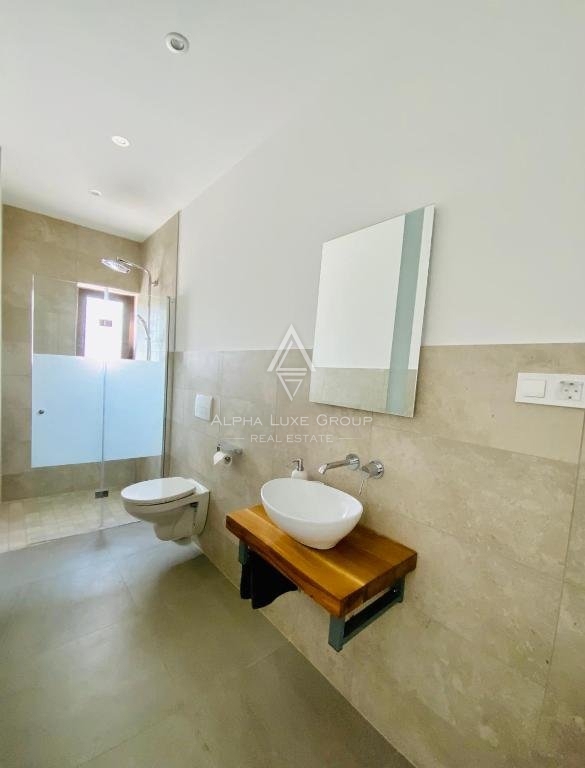 Labin, Istria: Villa moderna di pregio con piscina e vasto giardino