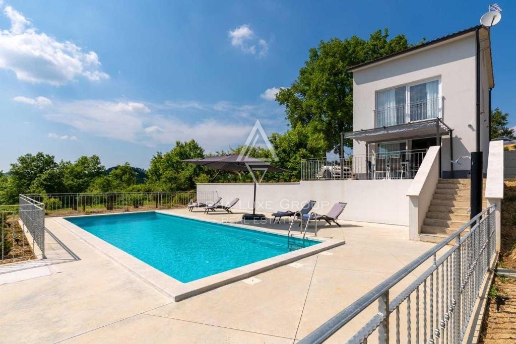 Novaki Pazinski, Istria: Villa moderna e isolata con piscina