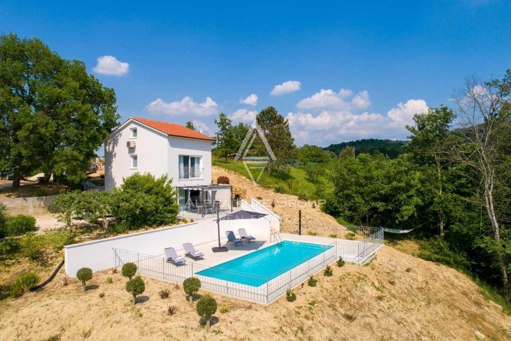 Novaki Pazinski, Istria: Villa moderna e isolata con piscina