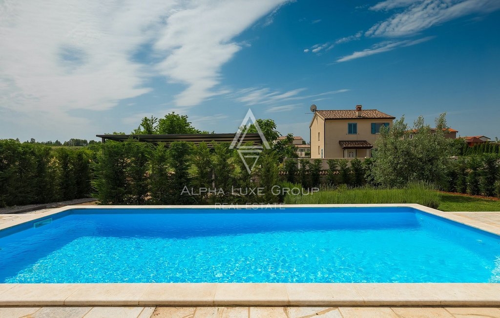 ISTRIA, KAŠTELIR - Incantevole Villa in Pietra con Piscina